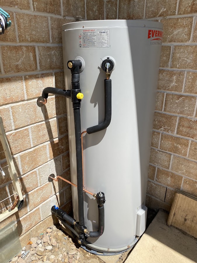 New hot water system installation, Brent Smith Plumbing and Gas