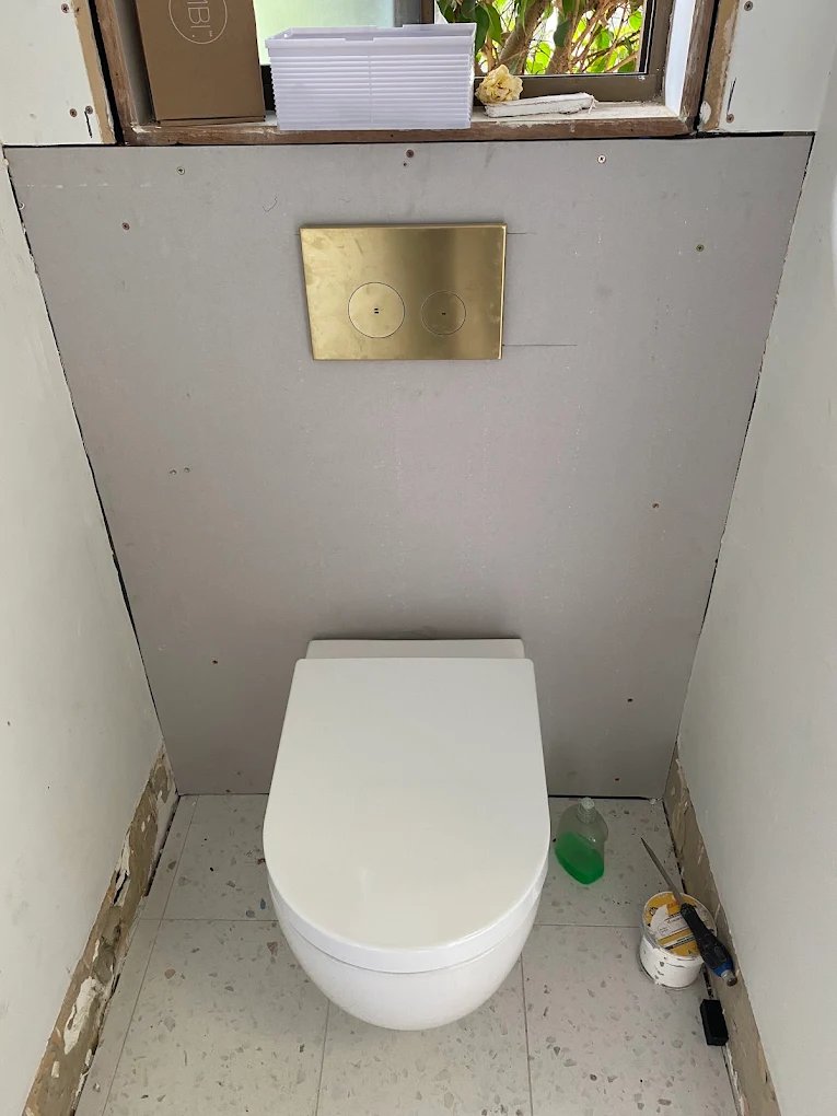 Wall-hung toilet and in-wall cistern install, Brent Smith Plumbing and Gas